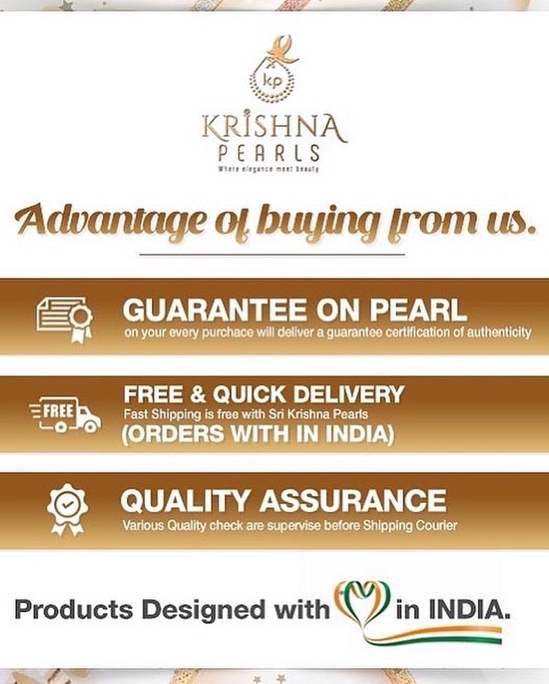 Classy Pearl & Emerald Beautiful Necklace