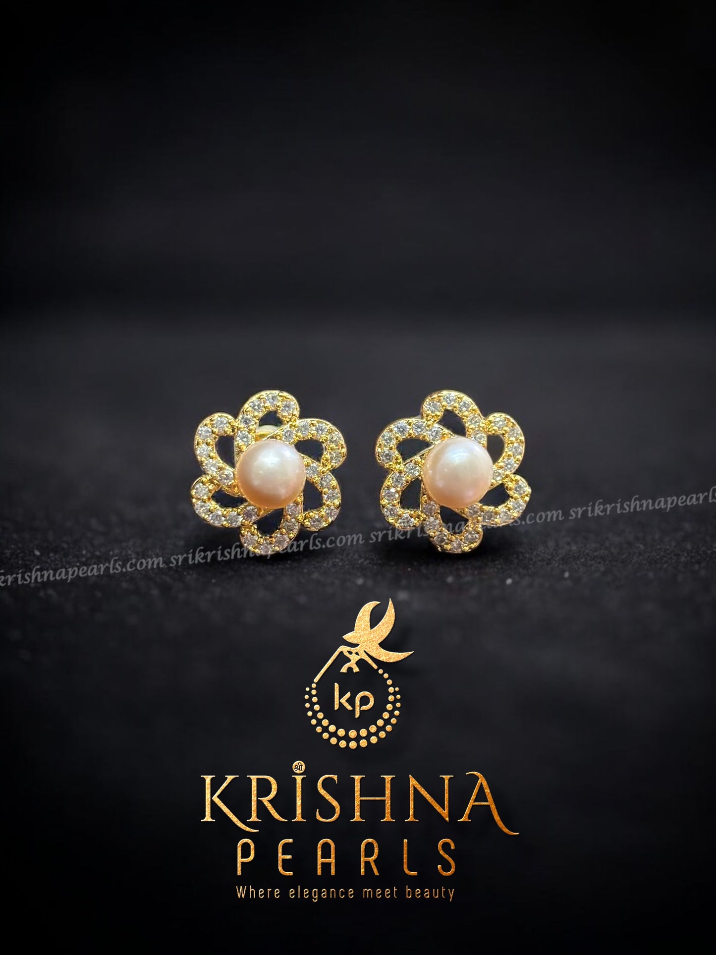 Cute Pearl Studded Earrings