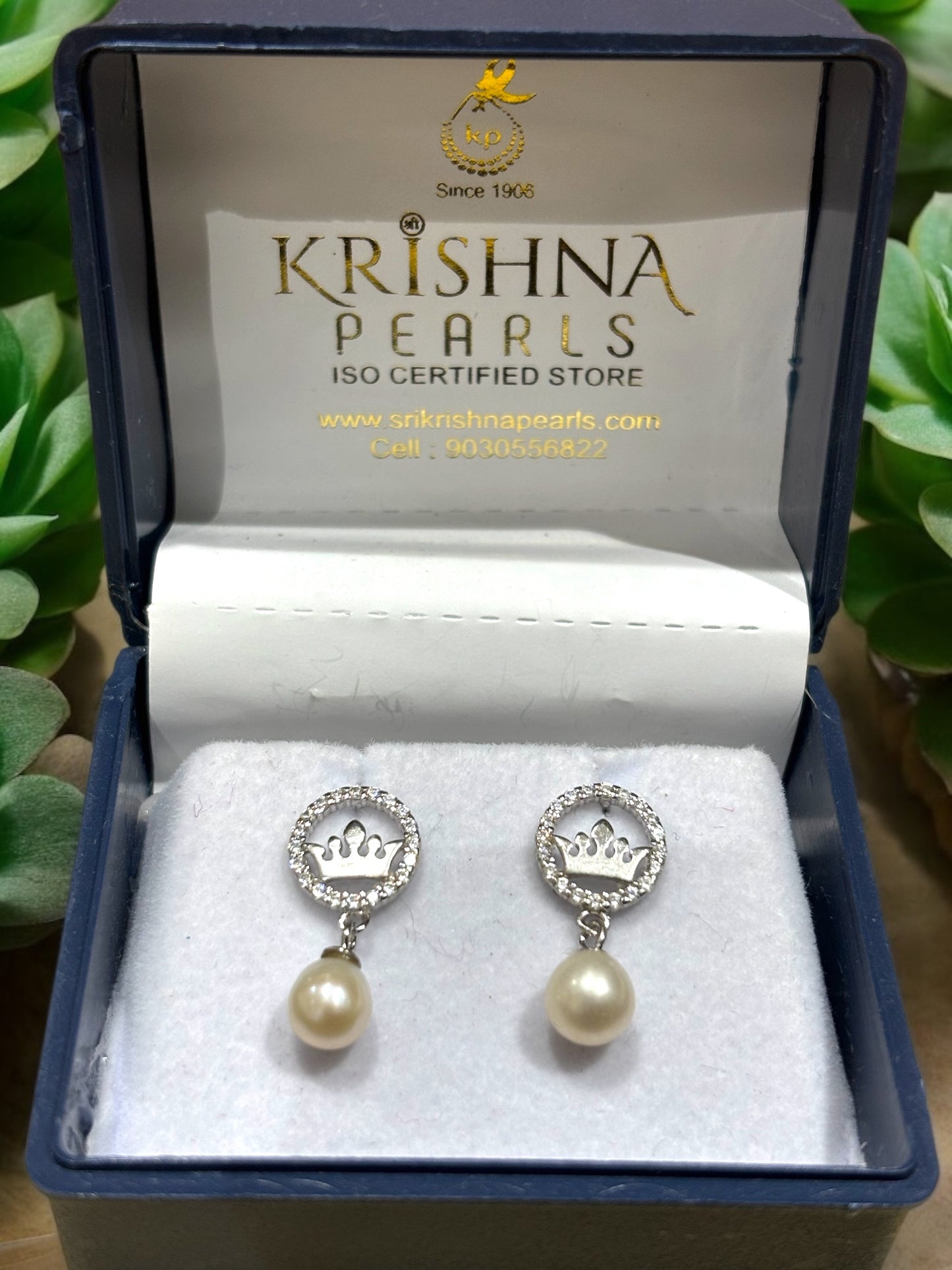 92.5 Silver Unique Crown Shaped Pearl Hangings