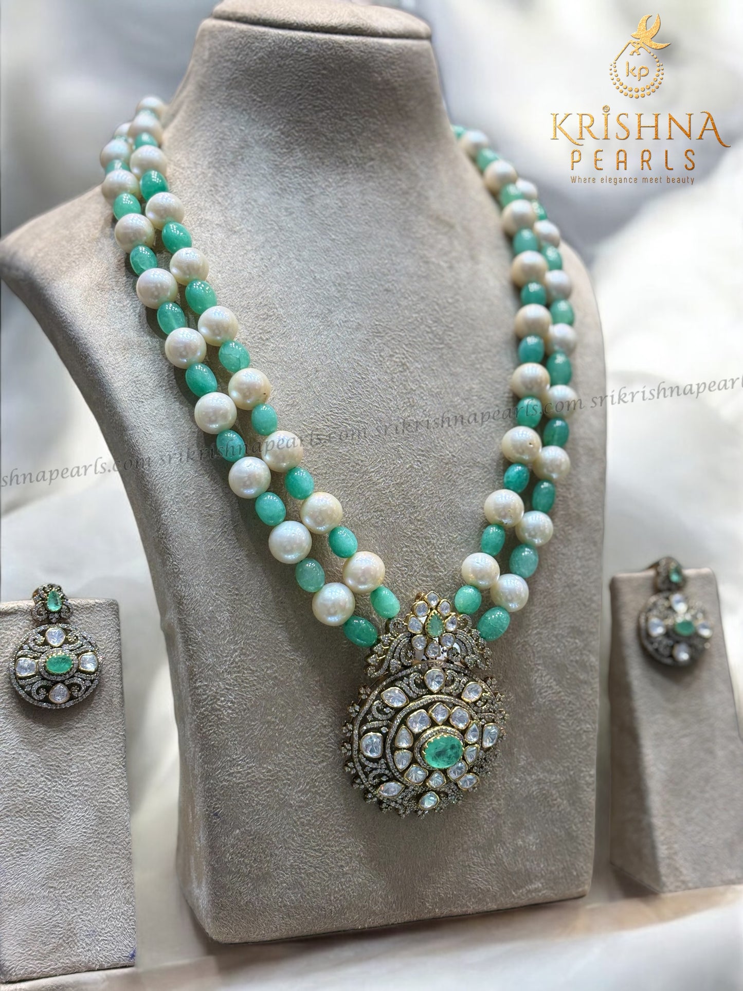 Exclusive 92.5 Silver Emerald Green Stone Zari Polki With Pearl Necklace Set