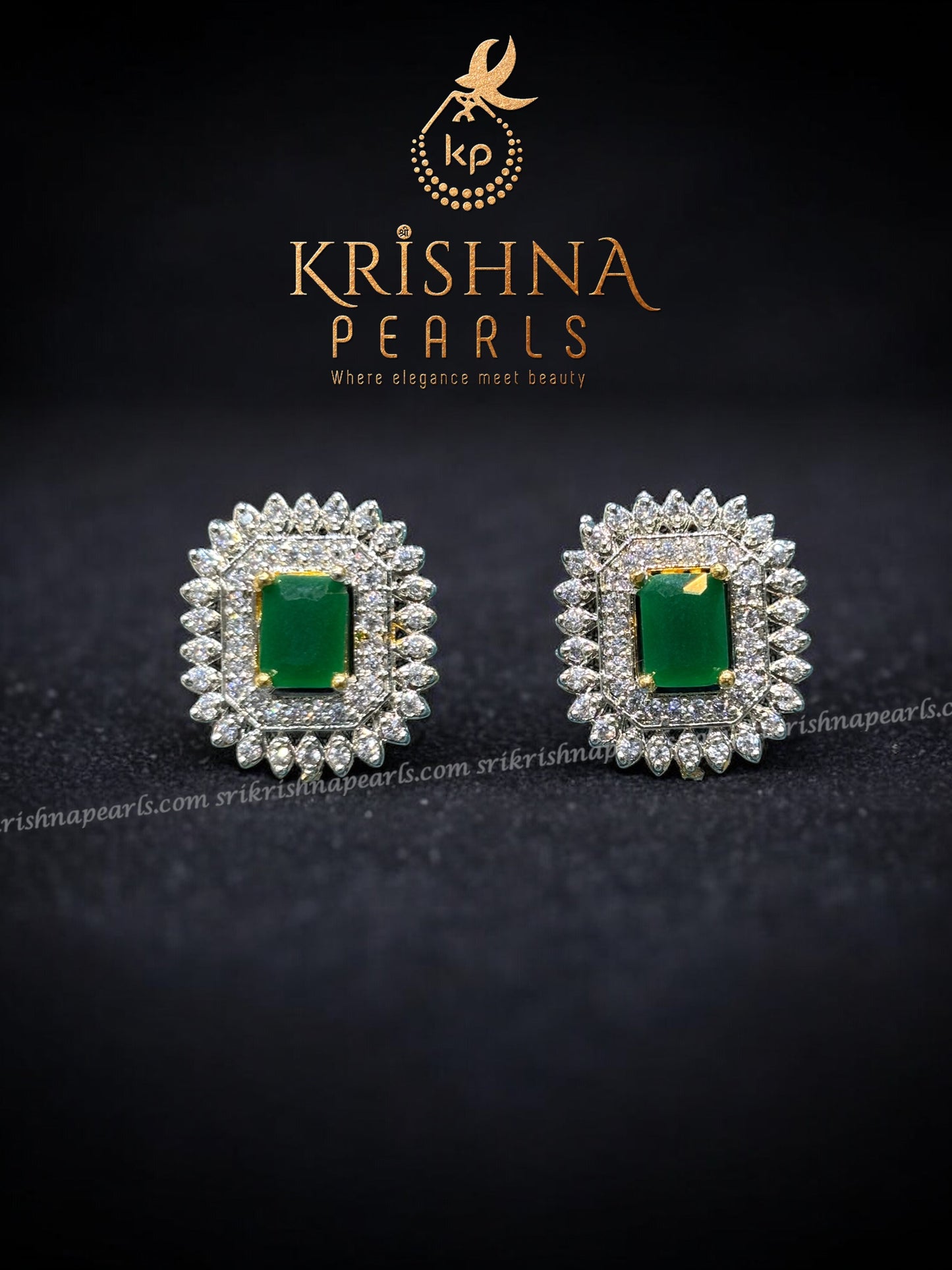 Designer Emerald Pendent Four Lines Pearls Chocker Set