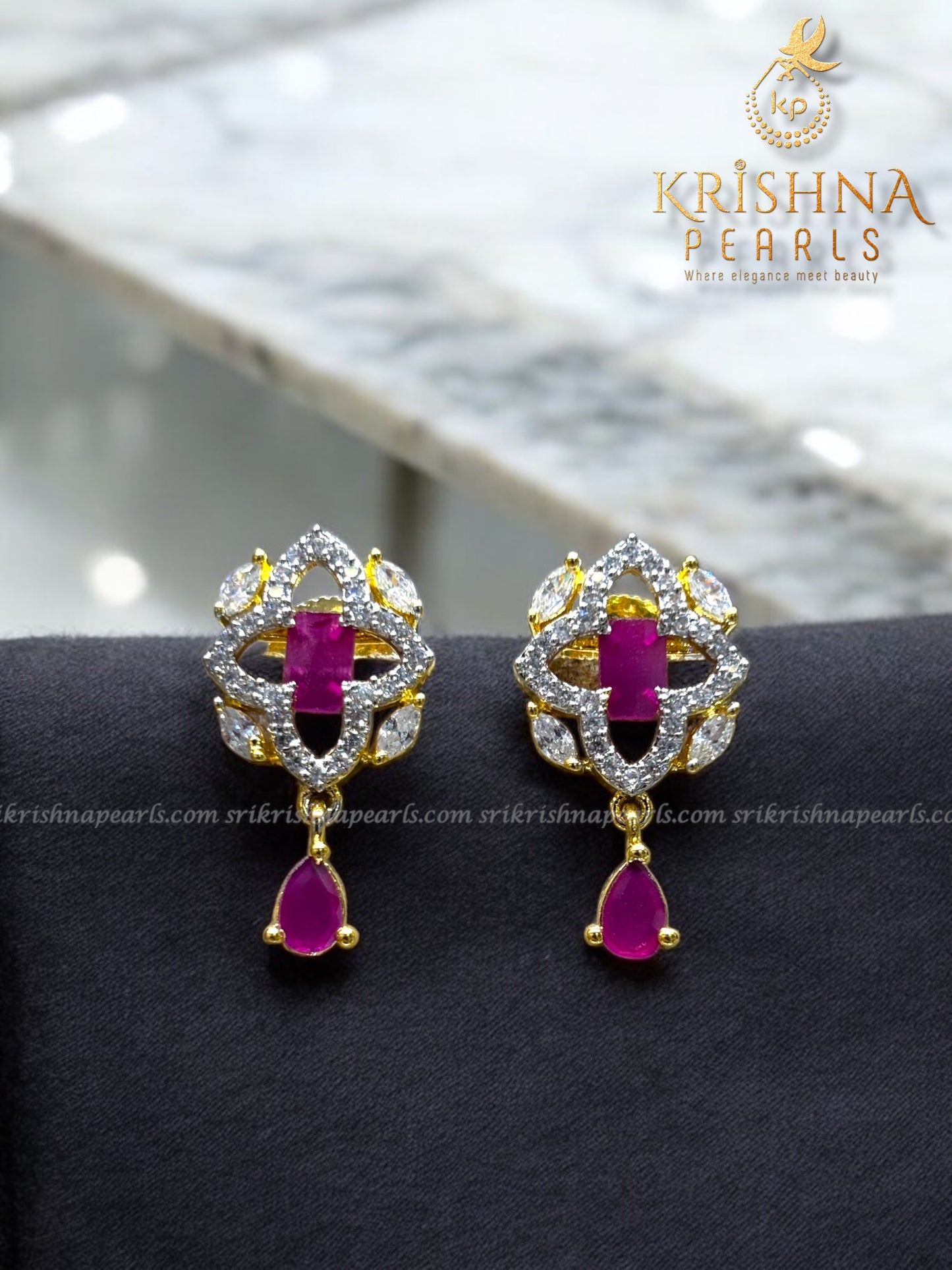 Designer Single Line Pearls Necklace Set