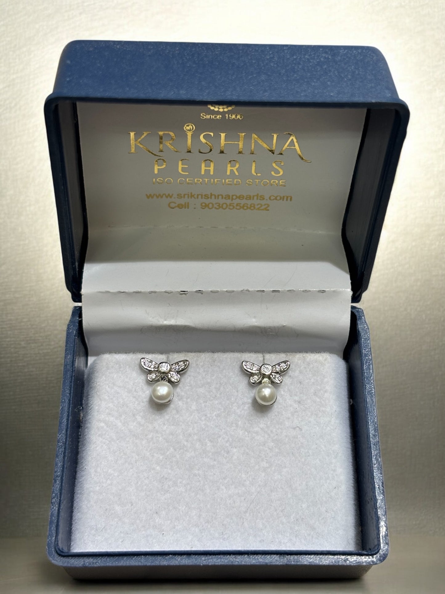 Cute Butterfly Pearl Studded Earring