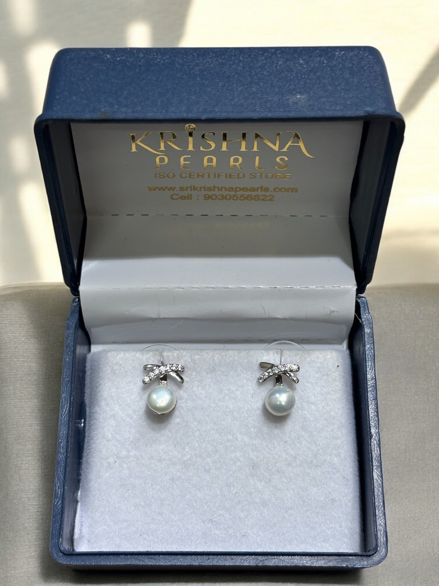 Cute Pearl Studded Earrings