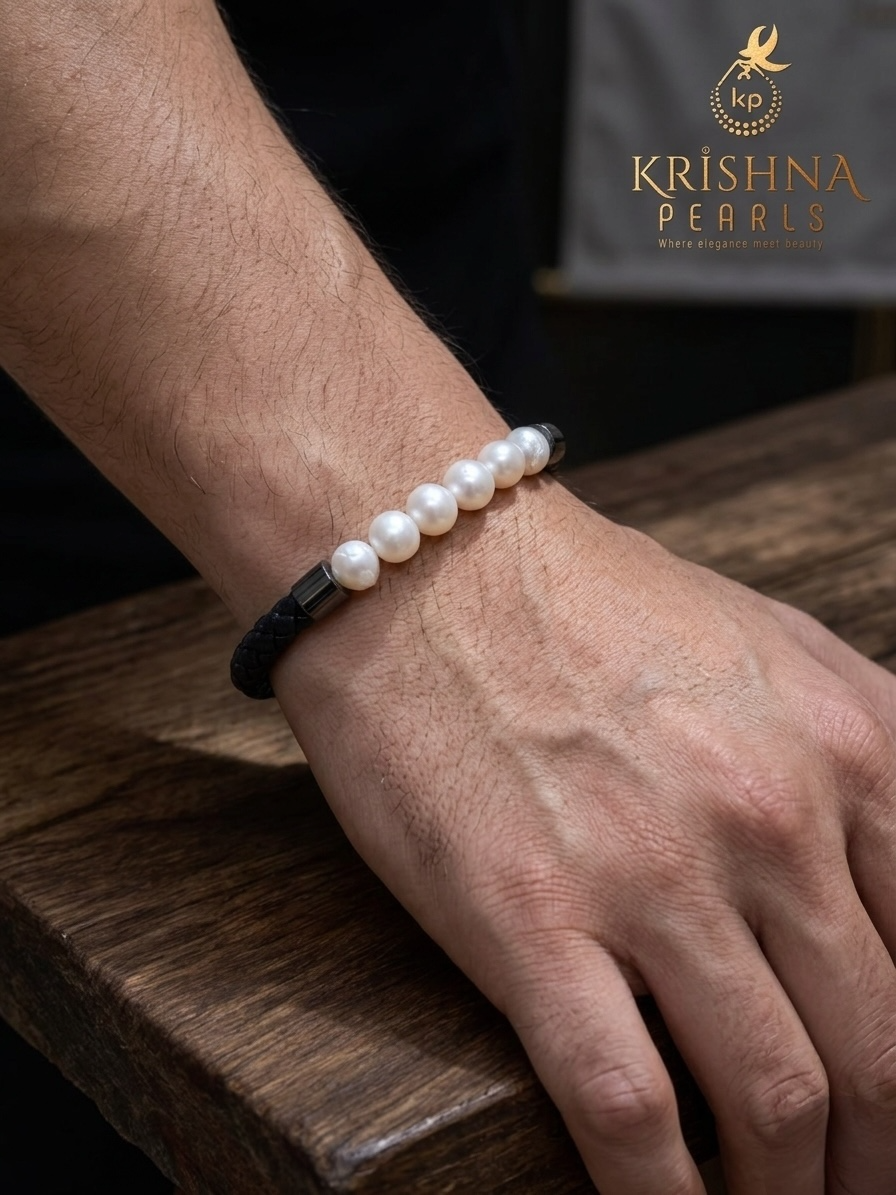 Modern 6 Pearls With Leather Magnetic Bracelet