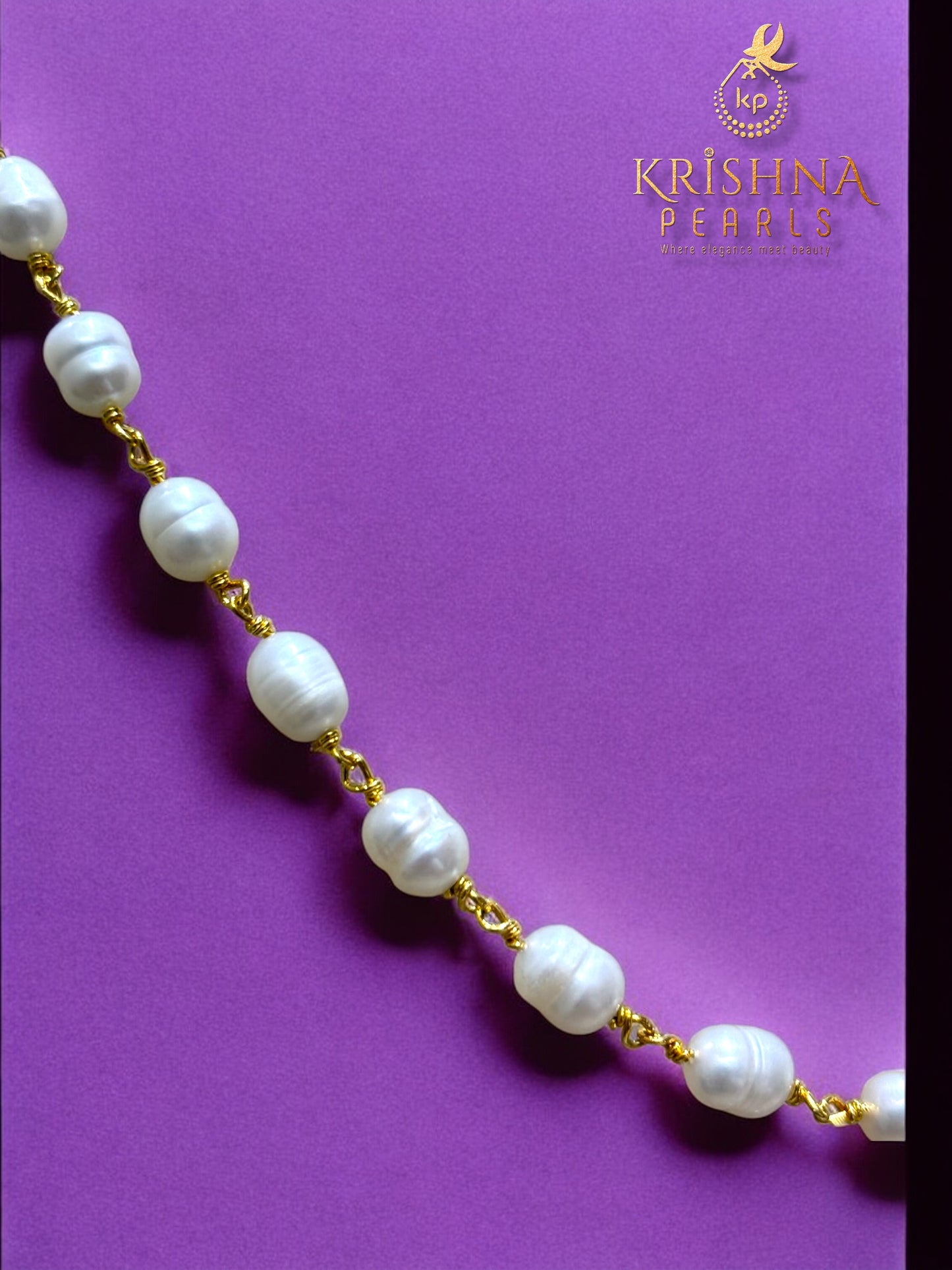 Classic Pearls Chain