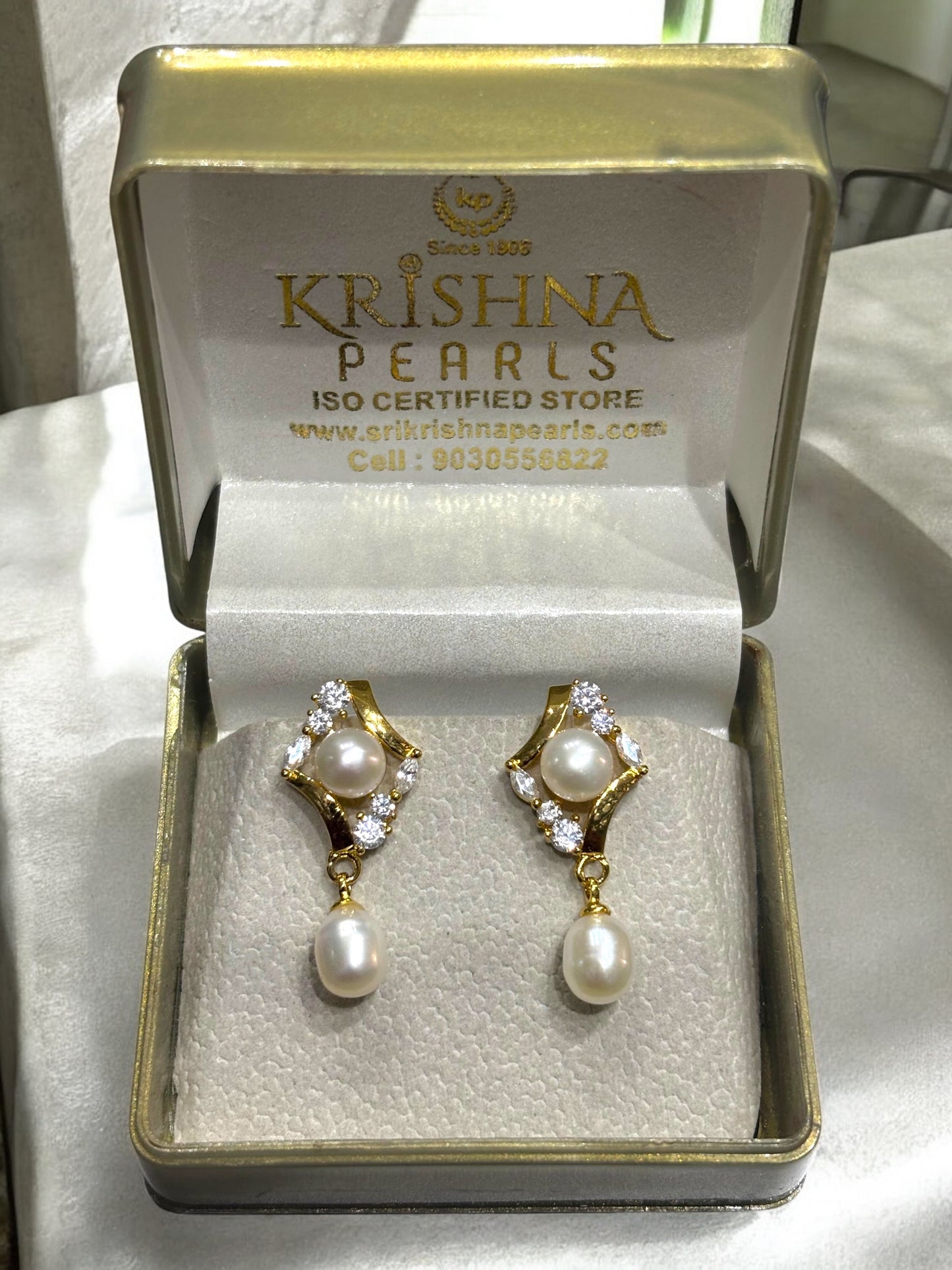 Designer White Pearl Hangings