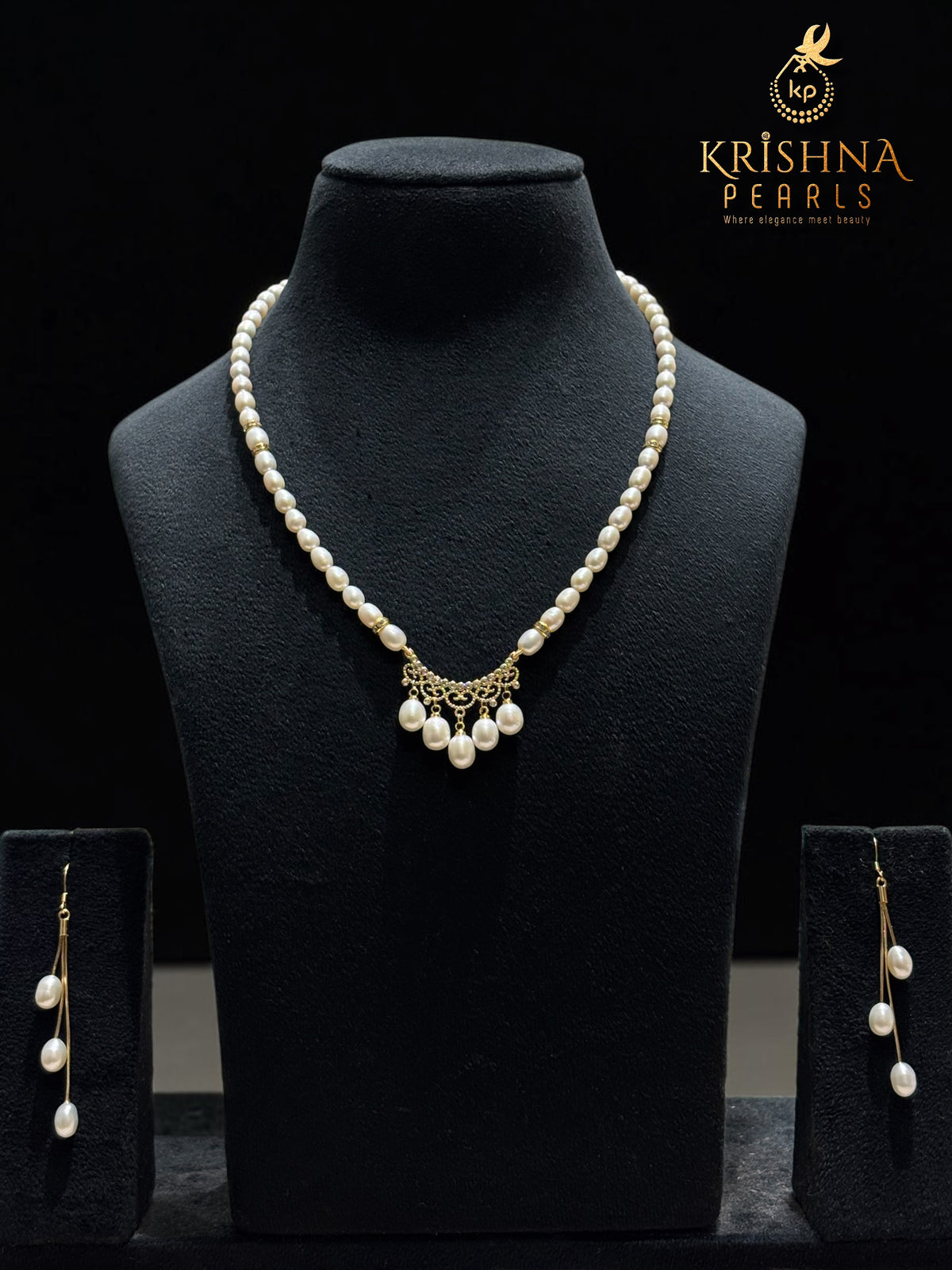 Royal Multicolour Single Line Pearls Pendent Set