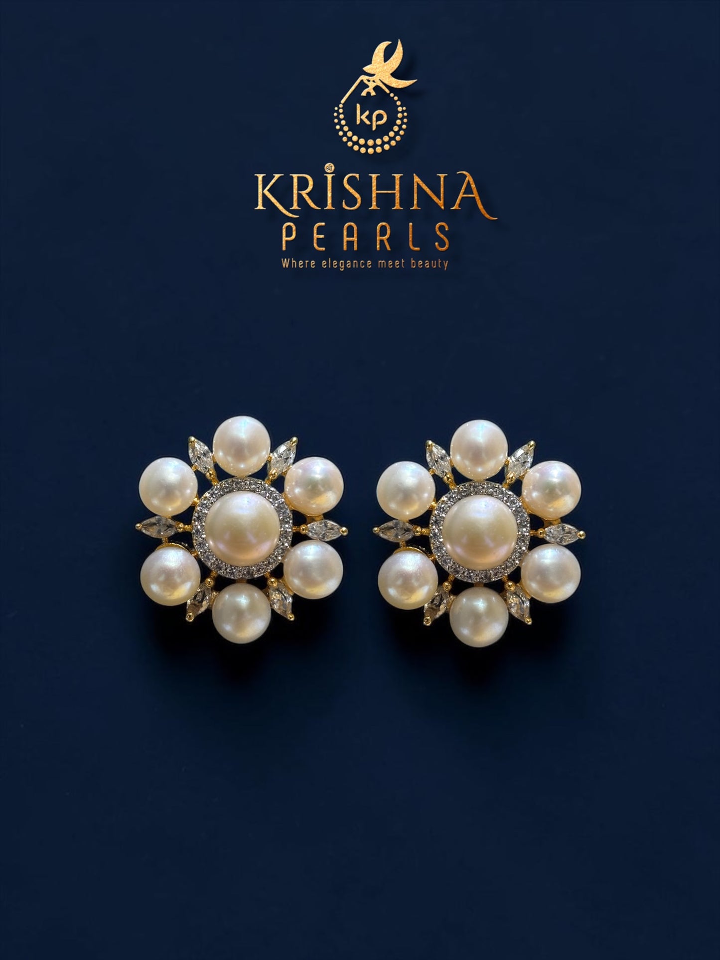Big Pearls Studded Pendent Necklace Set