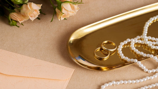 Single-line pearl set that steals the spotlight this rainy season