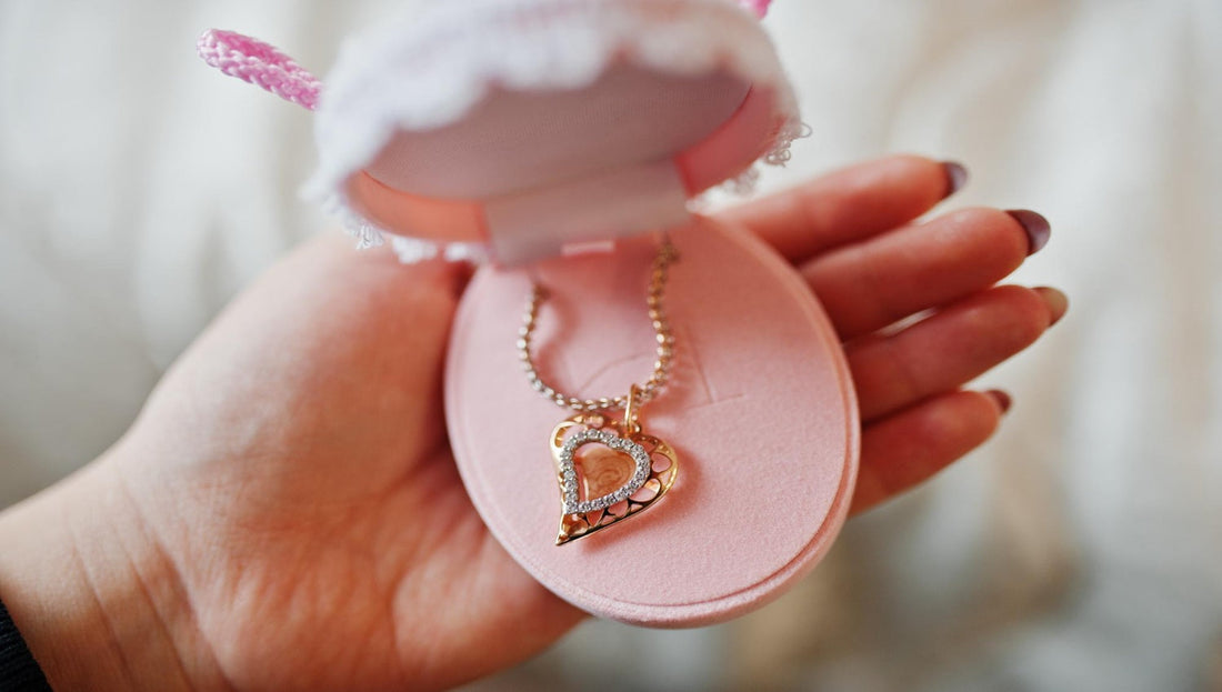 Why Today’s Generation Prefers Pearl Jewellery Over Gold