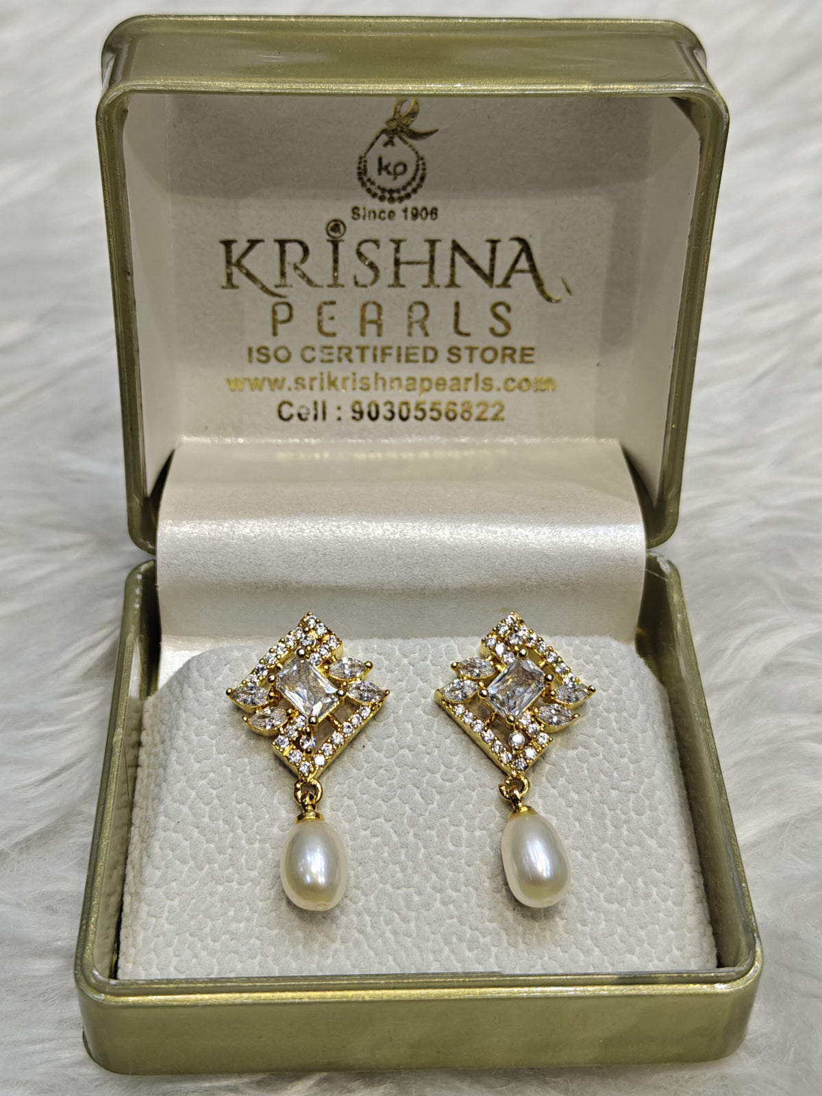 Designer Pearl Studds