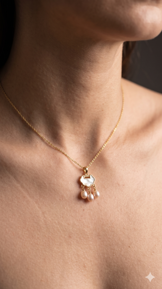 Gorgeous Pearl Necklace Set
