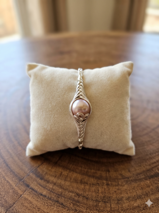 Adorable Big Pearl Bracelet