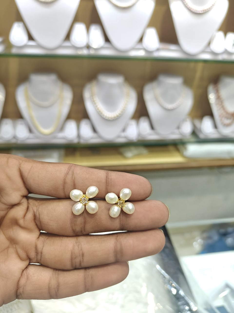 Four Pearls Studded Earrings