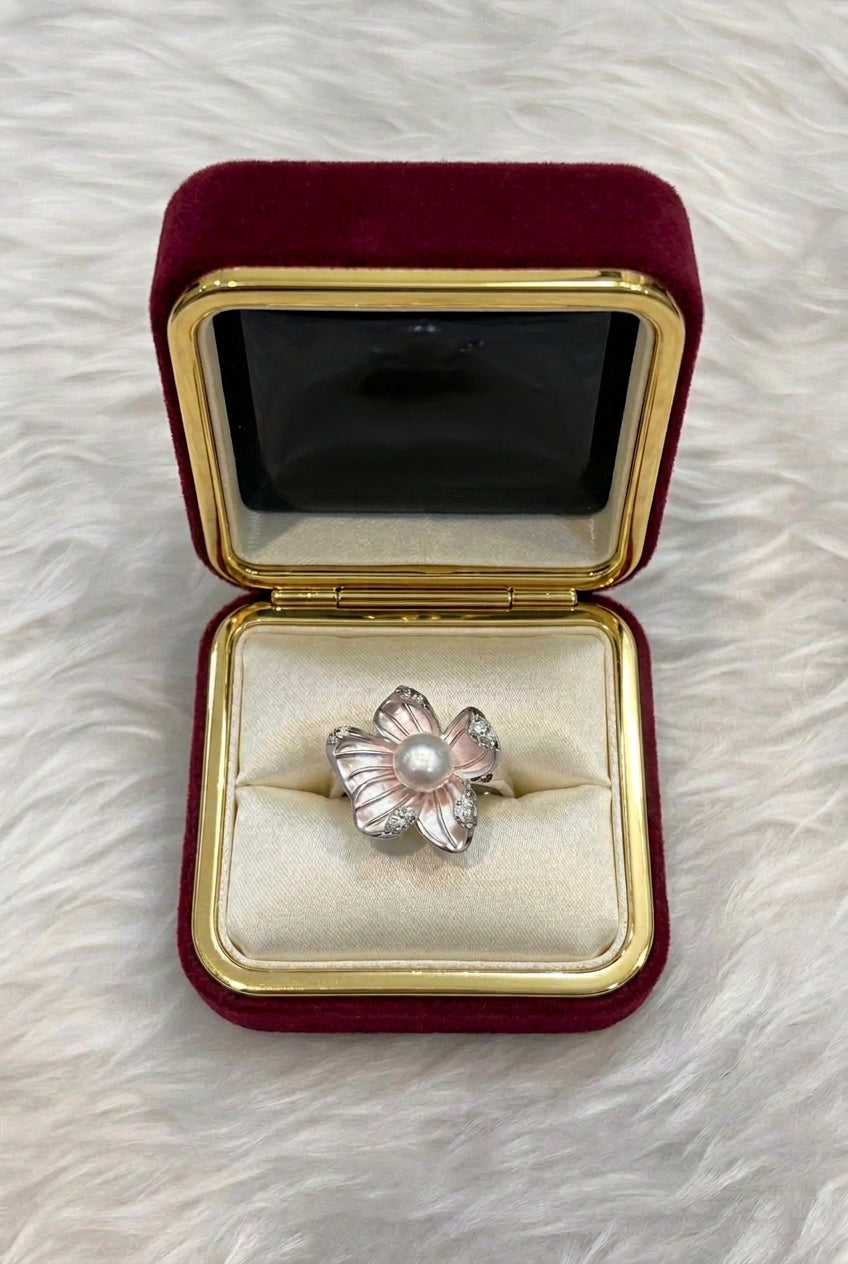Adorable Pearl Bloom Adjustable Finger Ring