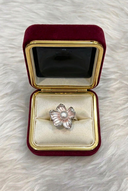 Adorable Pearl Bloom Adjustable Finger Ring