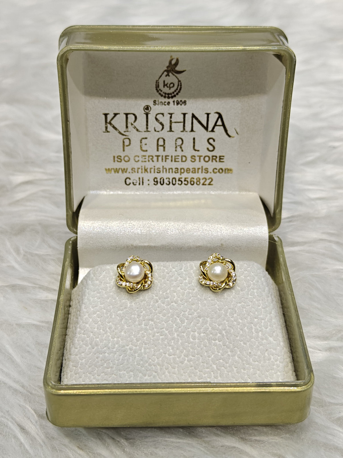 92.5 Silver Post Pin Trinity Pearl Studs
