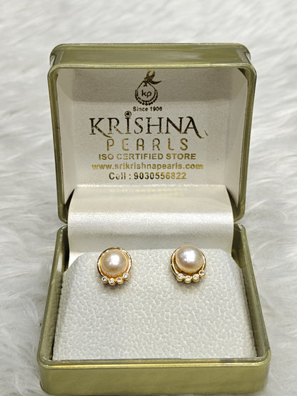 Pink Pearl Studds