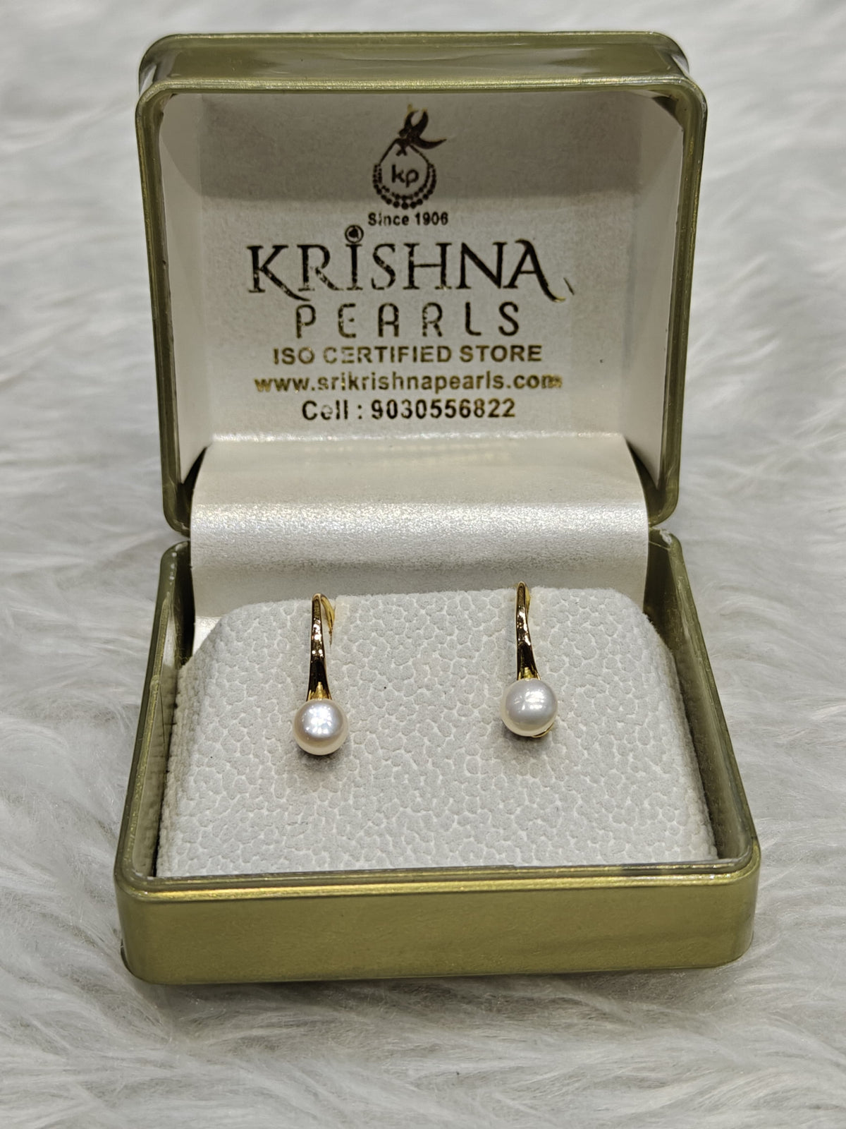 Designer Pearl Earrings