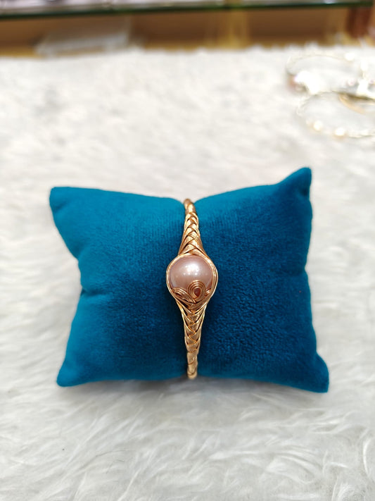 Beautiful Pink Pearls Bracelet