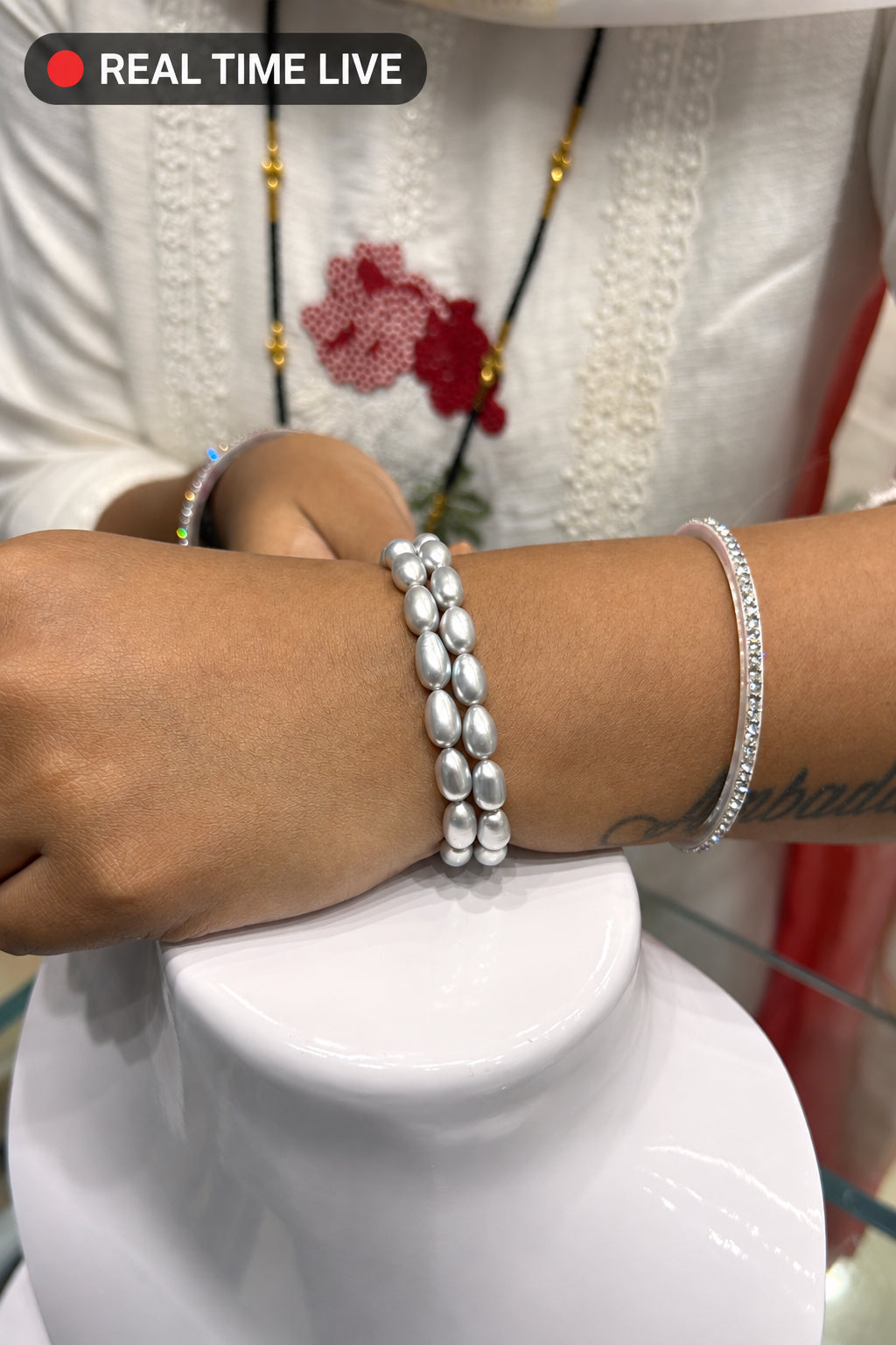 Grey Pearls Elegant Bracelet