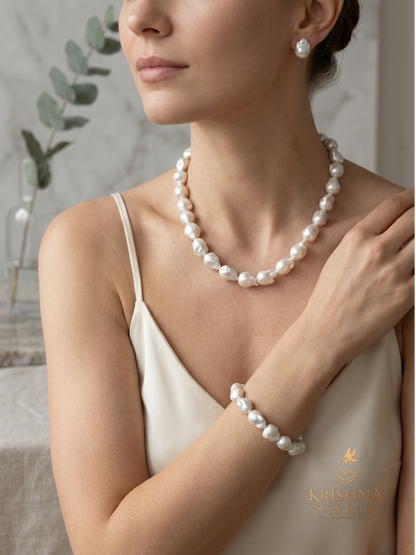 Elegant Baroque Combo Necklace Set with Earrings & Bracelet