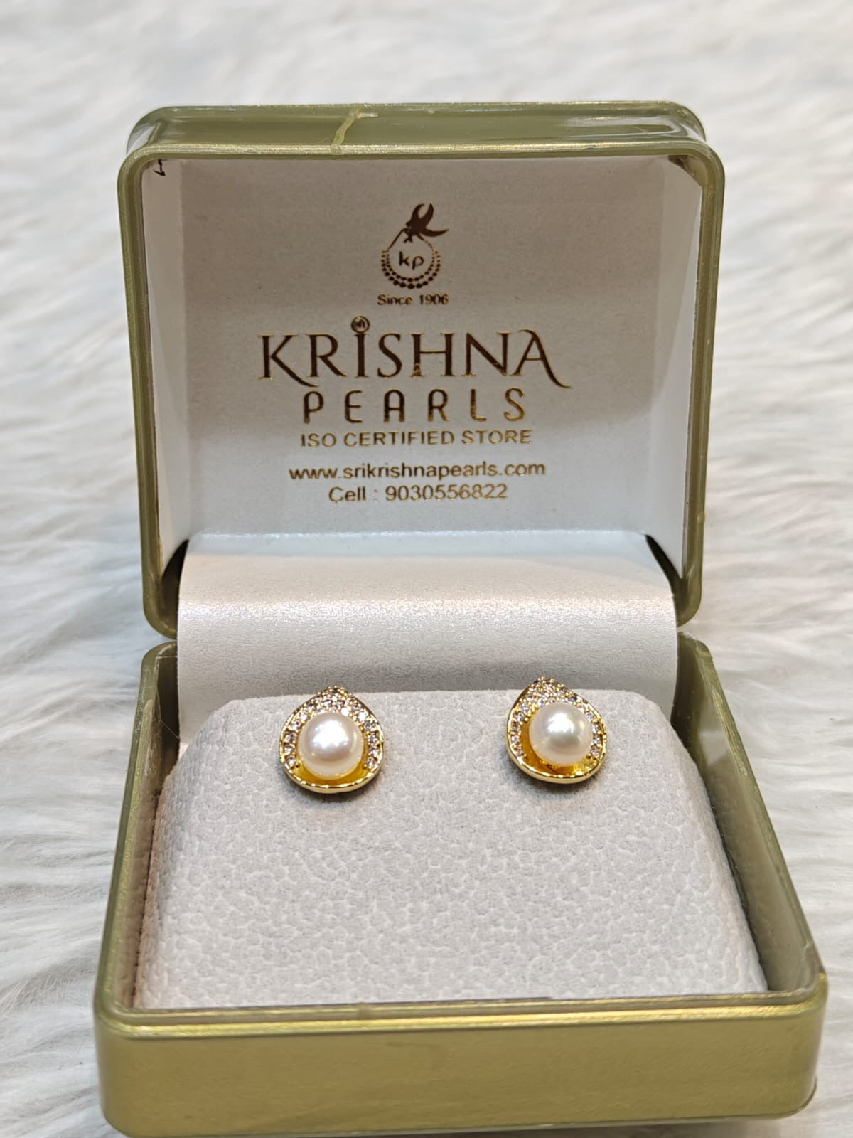 92.5 Silver Post Pin Designer Pearl Studds