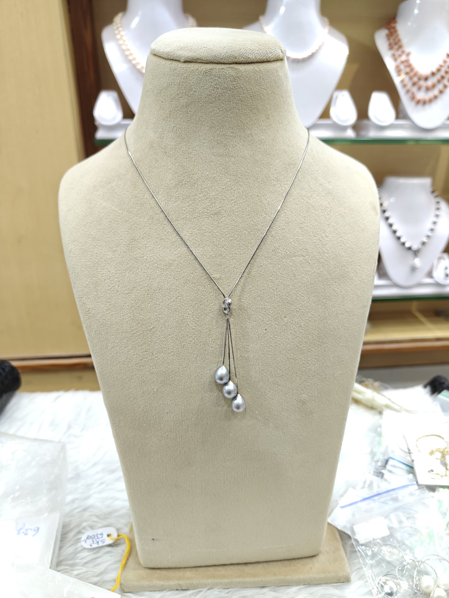 92.5 Silver Pearl Chain Gray