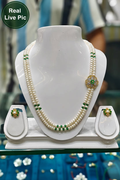 2 Layered Pearls Necklace - Broach Design