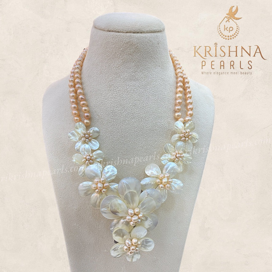 Magnificent Flora Pearl & Oyster Necklace Set
