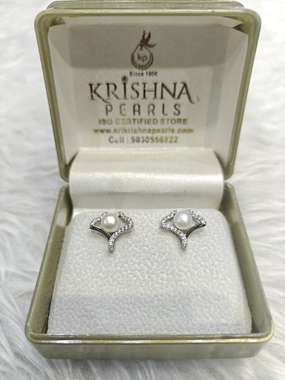 92.5 Post Pin Silver Zircon & Pearl Studded Earrings