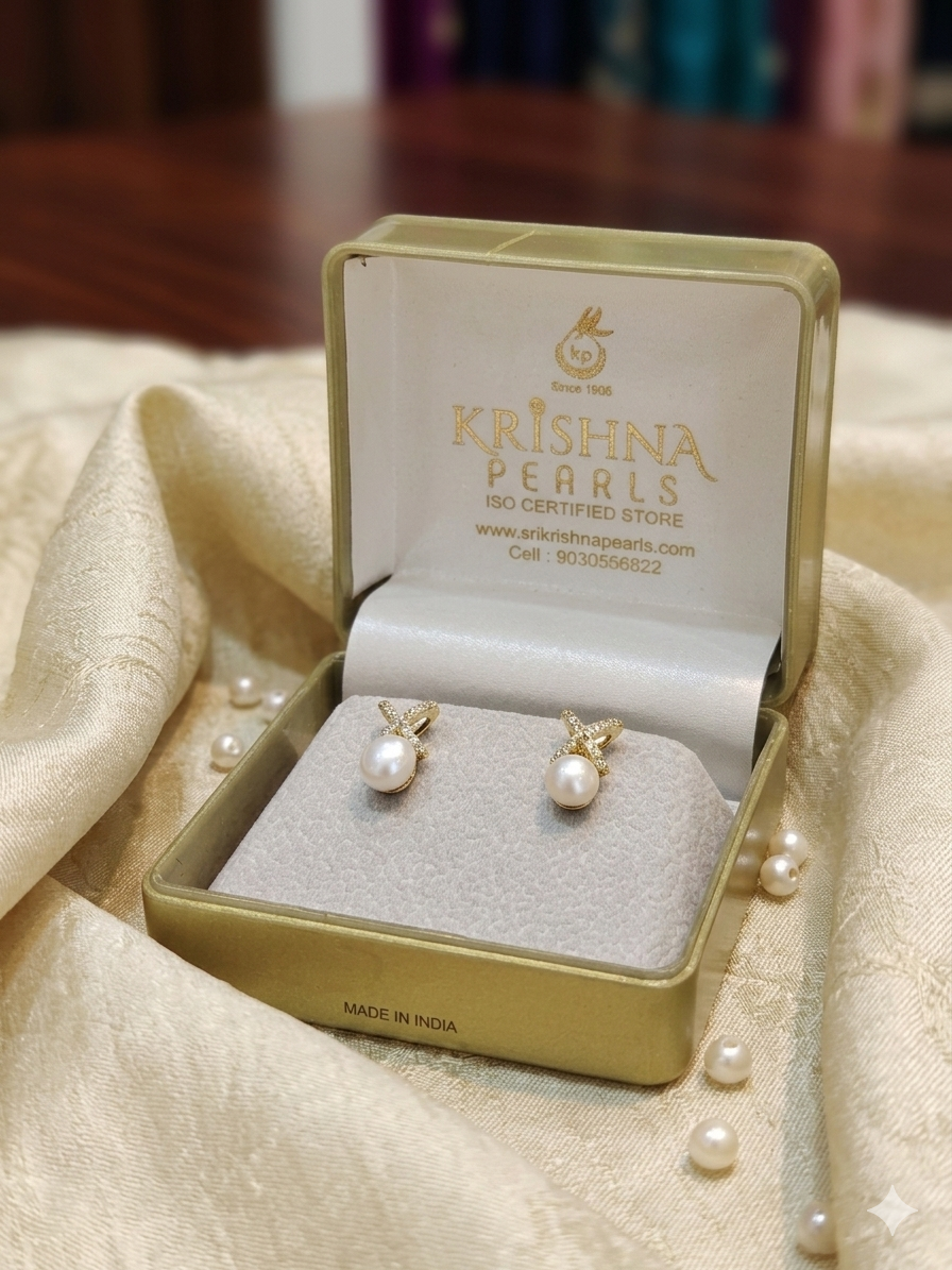 92.5 Silver Post Pin Pearl Studds