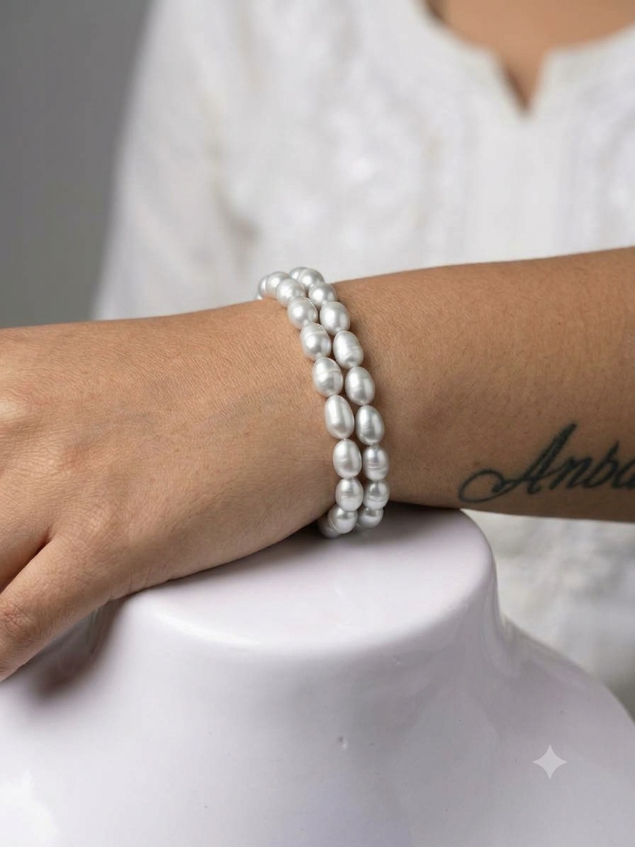 Grey Pearls Elegant Bracelet