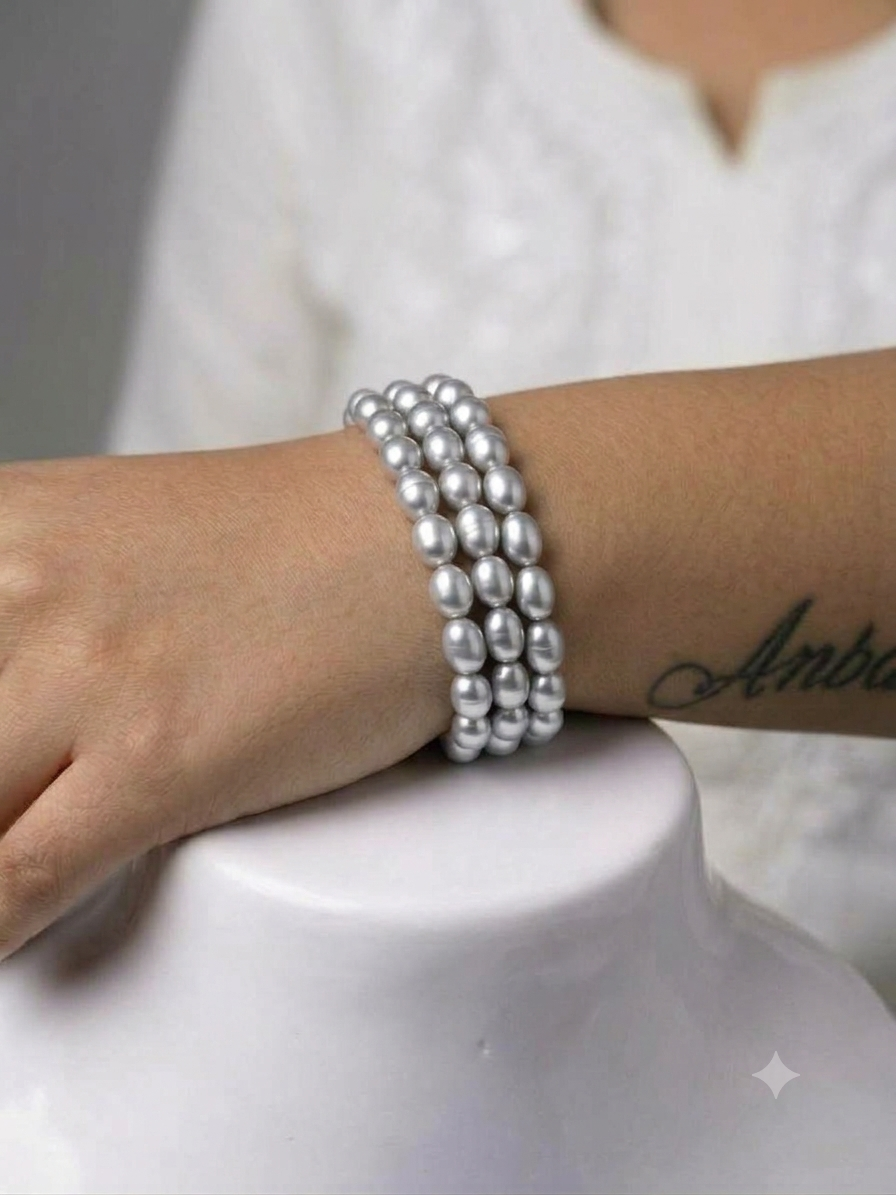 Grey Pearls Elegant Bracelet