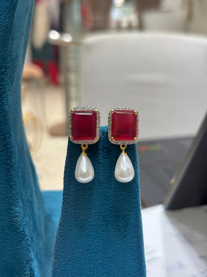 Beautiful Ruby Studded Pearls Choker Set