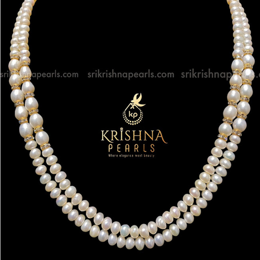 Simple Design Pearl Set