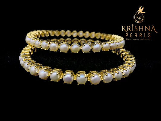 Beautiful Pearl Bangle Premium 2.6 size