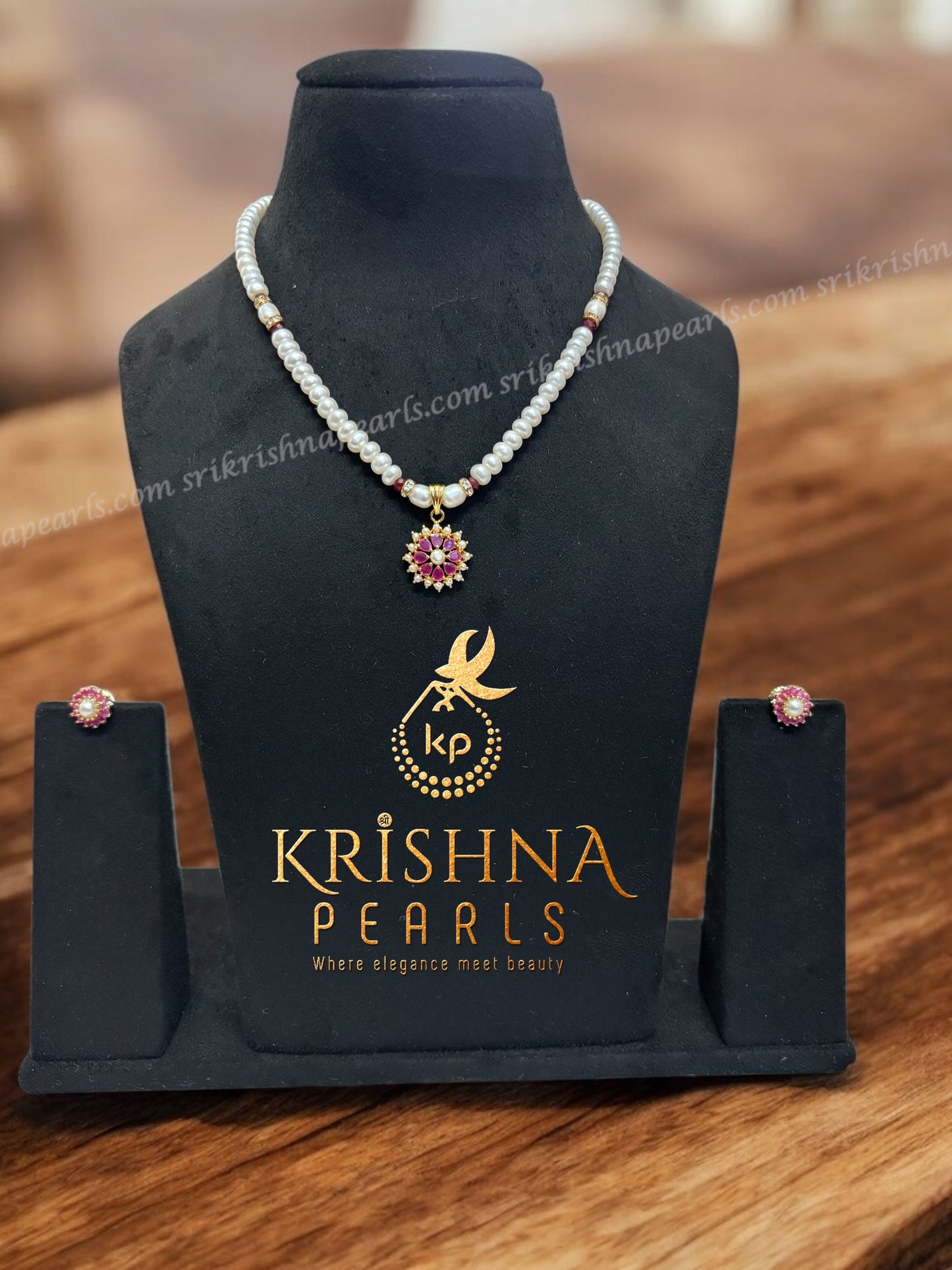 Elegant Pearl Set With Ruby Locket Set