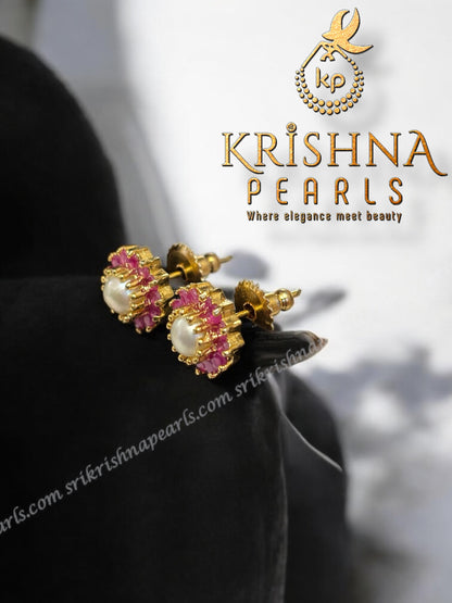 Elegant Pearl Set With Ruby Locket Set