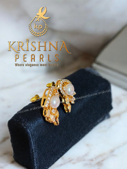 Designer Button Pearl Side Brooch Pendant Set