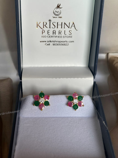 Adorable Flower Design Earrings