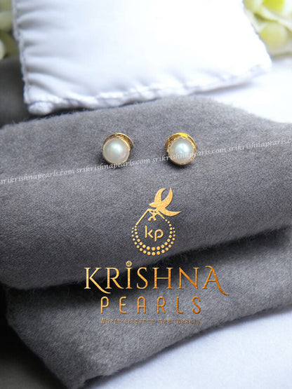 Classic Pearl Studded Earrings