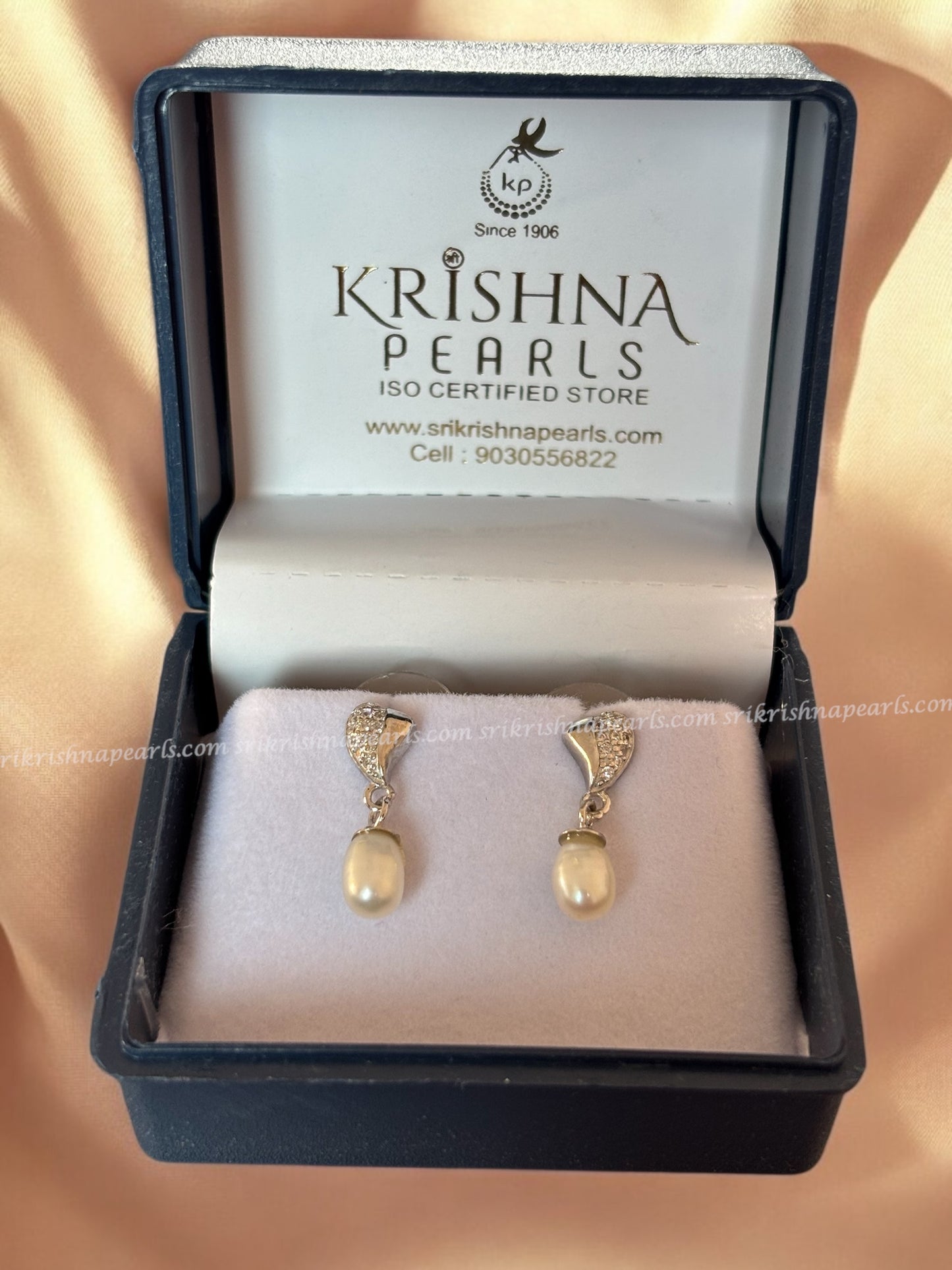 92.5 Silver Beautiful Pearl Earings