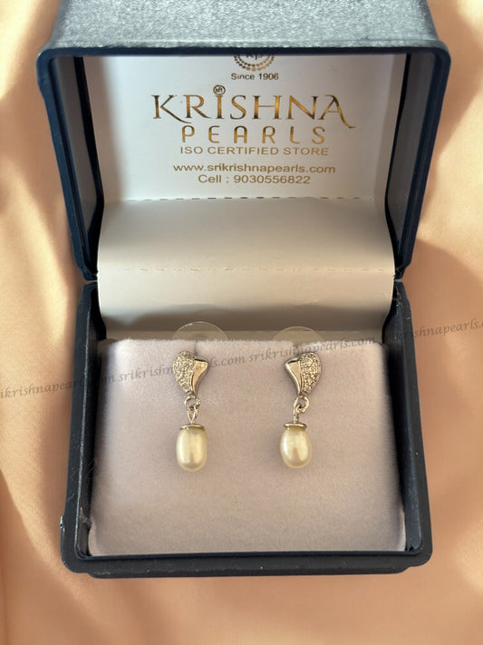 92.5 Silver Beautiful Pearl Earings