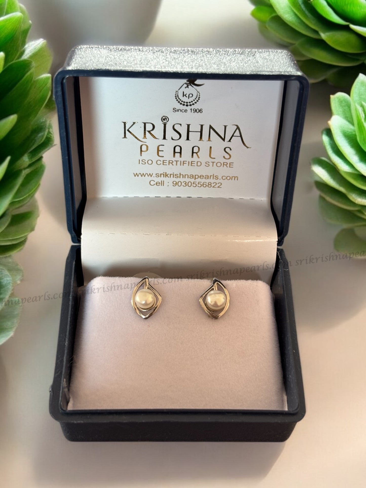 92.5 Silver Adorable Pearl Studded Earings