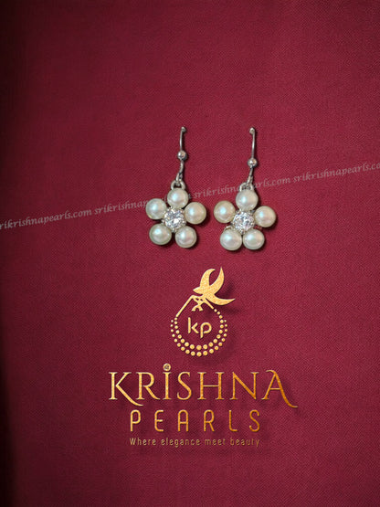 92.5 Silver Beautiful Flower Pendent Set