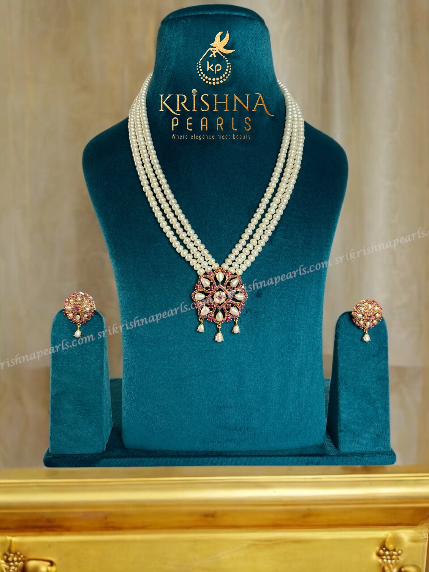 3 Strings Ruby And Pearl Studded Necklace Set