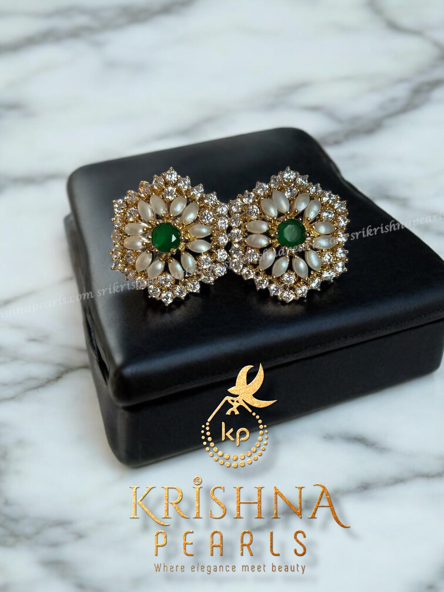 Emerald & Pearl Studded Three Rows Set