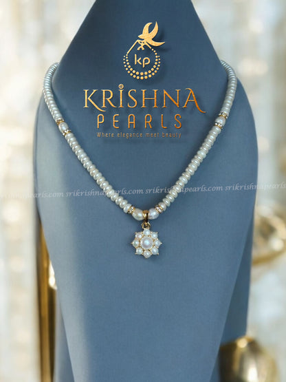 Beautiful Flora Pearl Studded Pendent Set